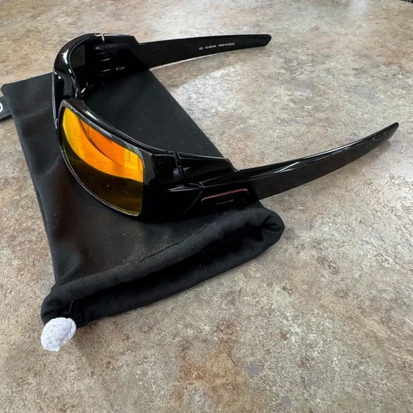 Oakley Wrap Sunglasses with Black Frame and Red-Orange Mirrored Lenses - Picture 8 of 11